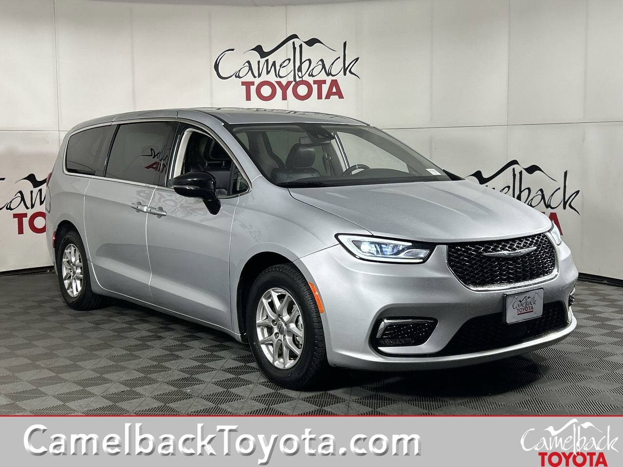 2024 Chrysler Pacifica