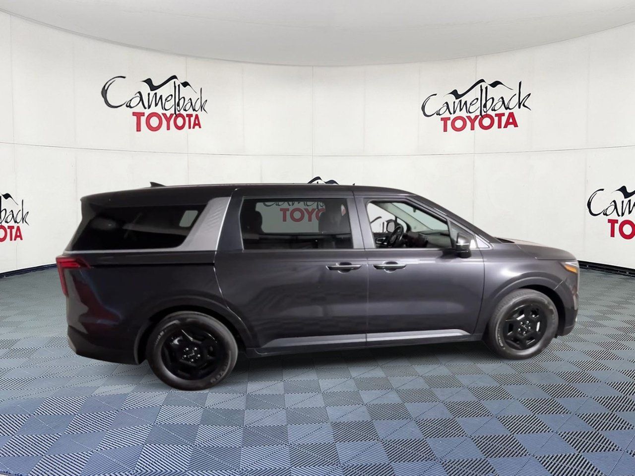 Used 2026 Kia Carnival LXS Van Passenger Van
