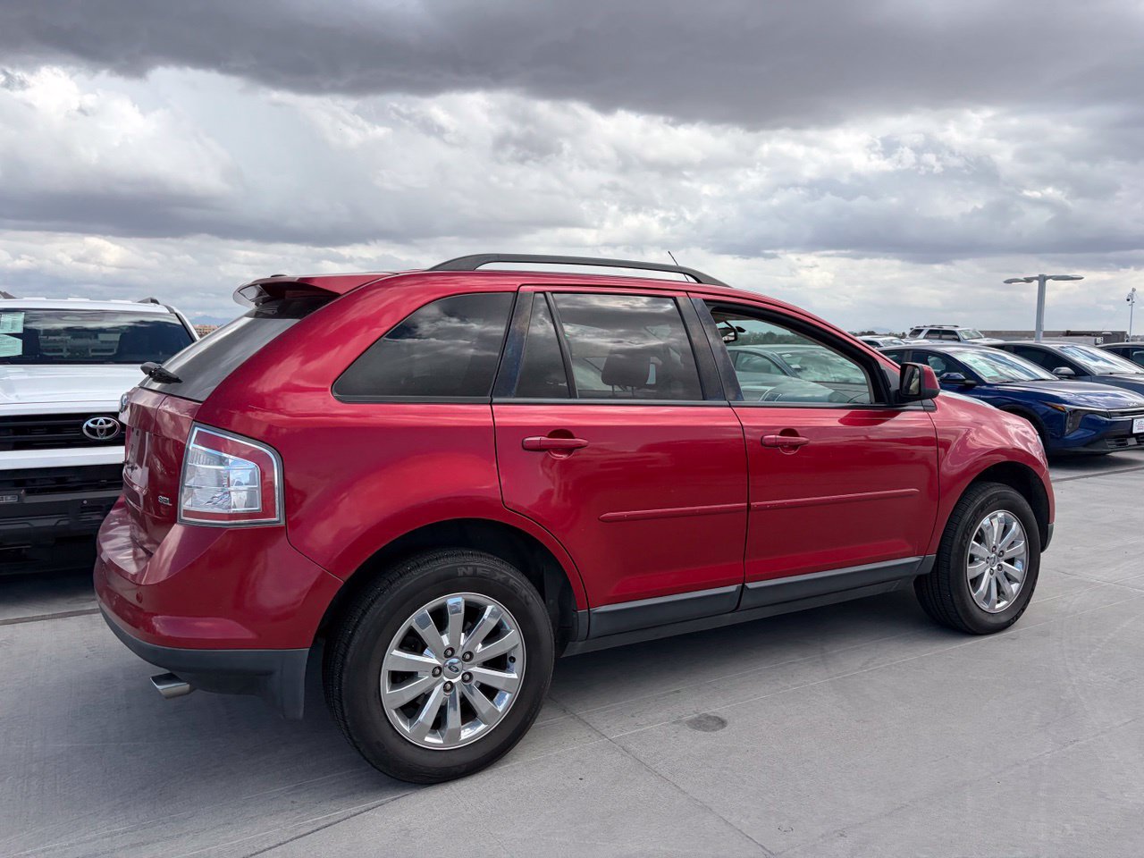 Used 2010 Ford Edge SEL SUV