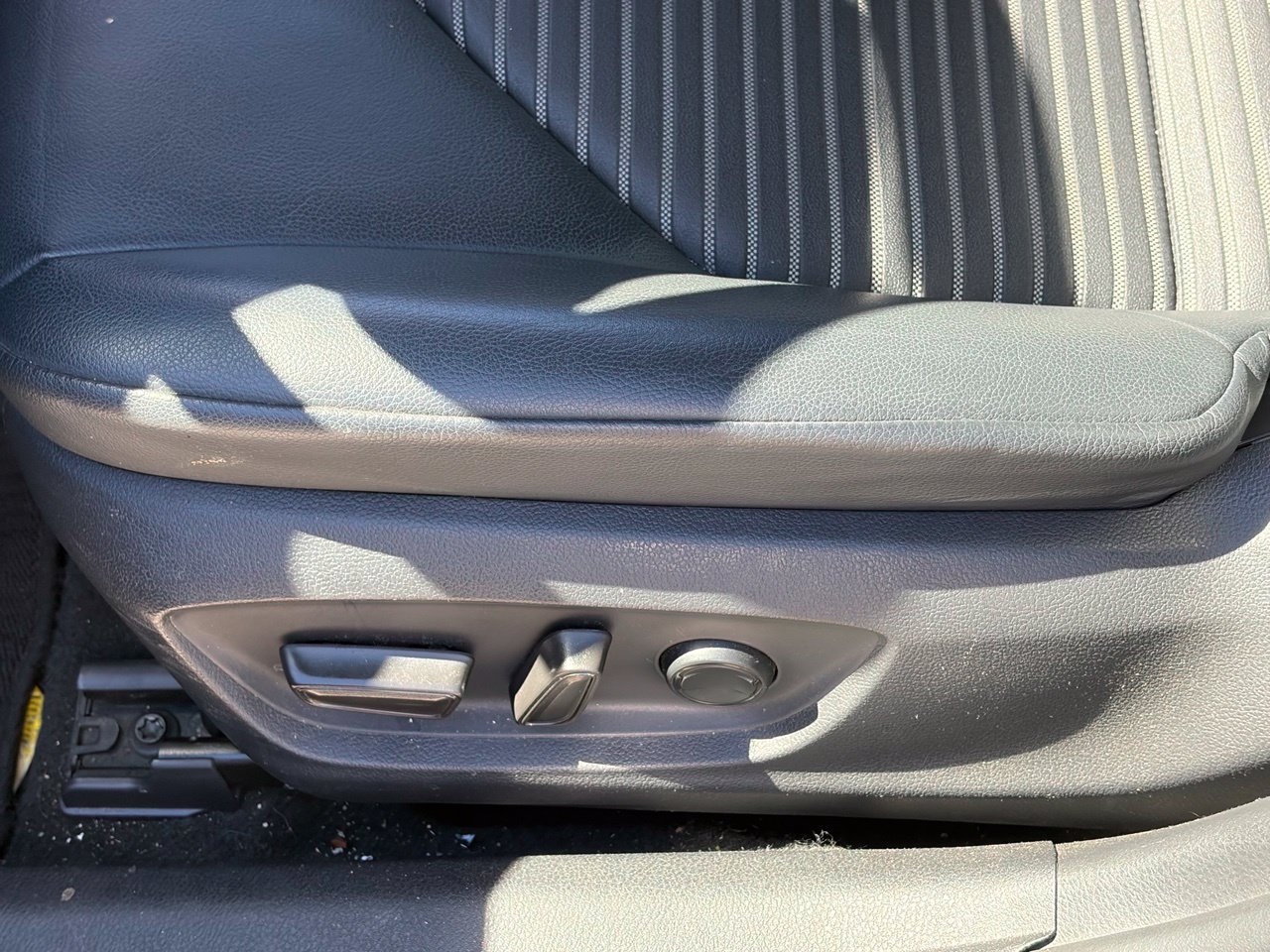 Used 2019 Toyota Camry SE Sedan