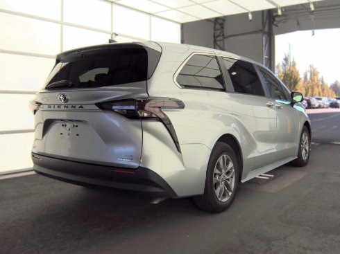 Certified 2024 Toyota Sienna LE Van Passenger Van