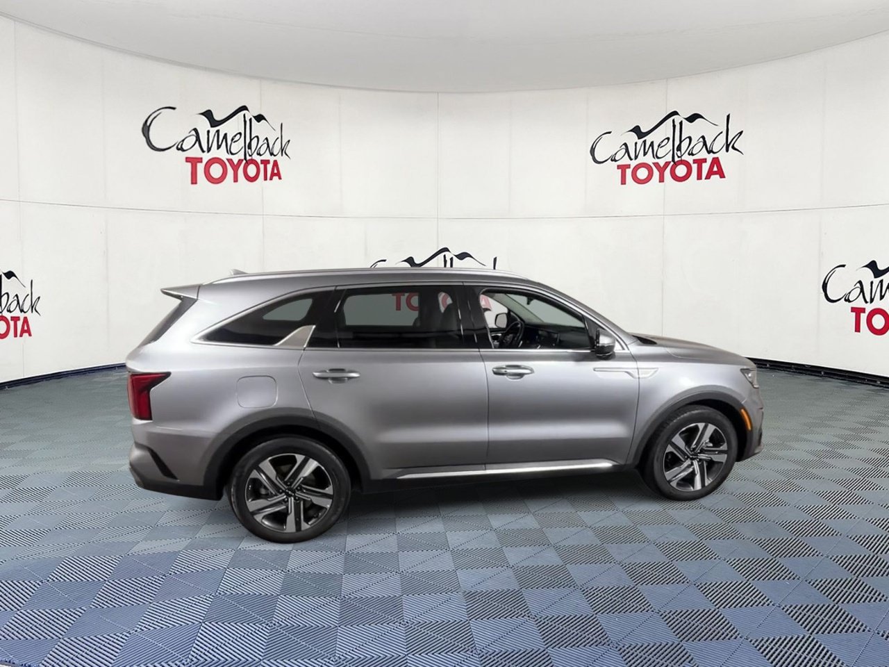 Used 2023 Kia Sorento Plug-In Hybrid SX Prestige SUV
