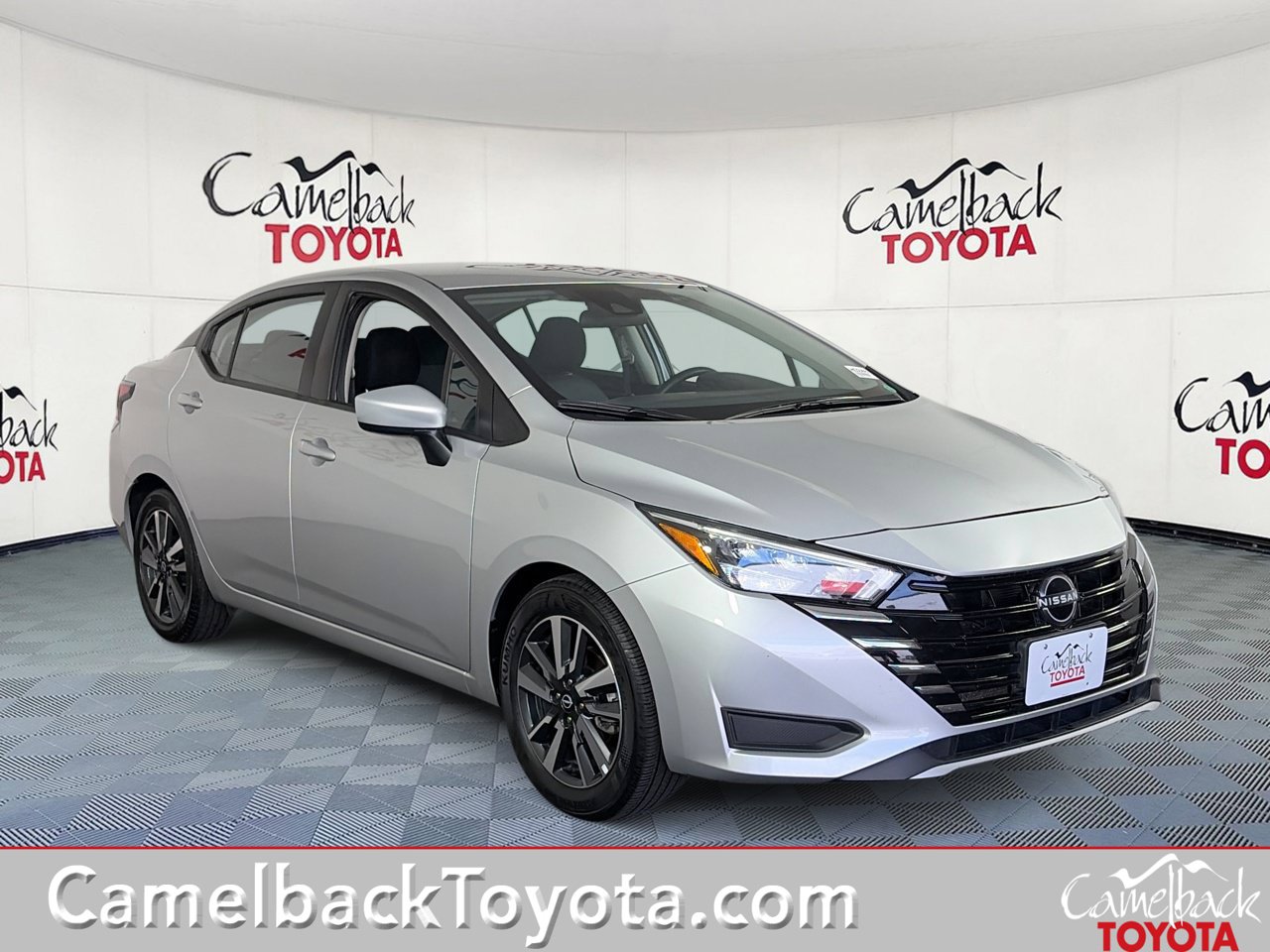  Nissan Versa