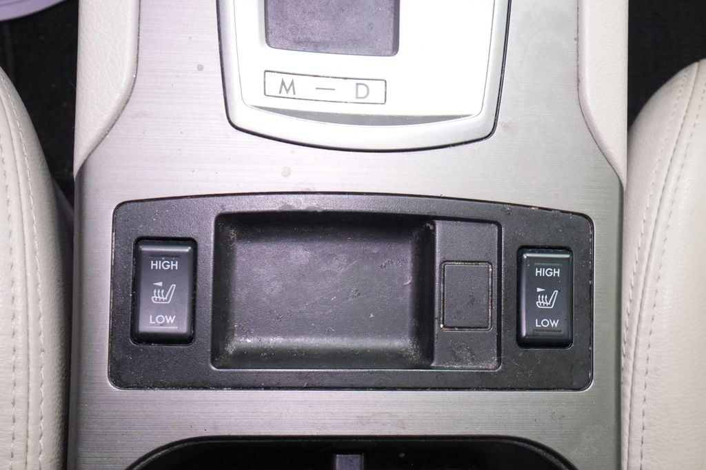 2012 Subaru Outback Limited - Photo 30