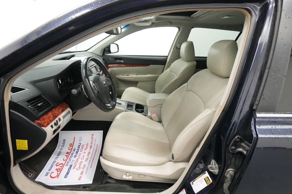 2012 Subaru Outback Limited - Photo 14