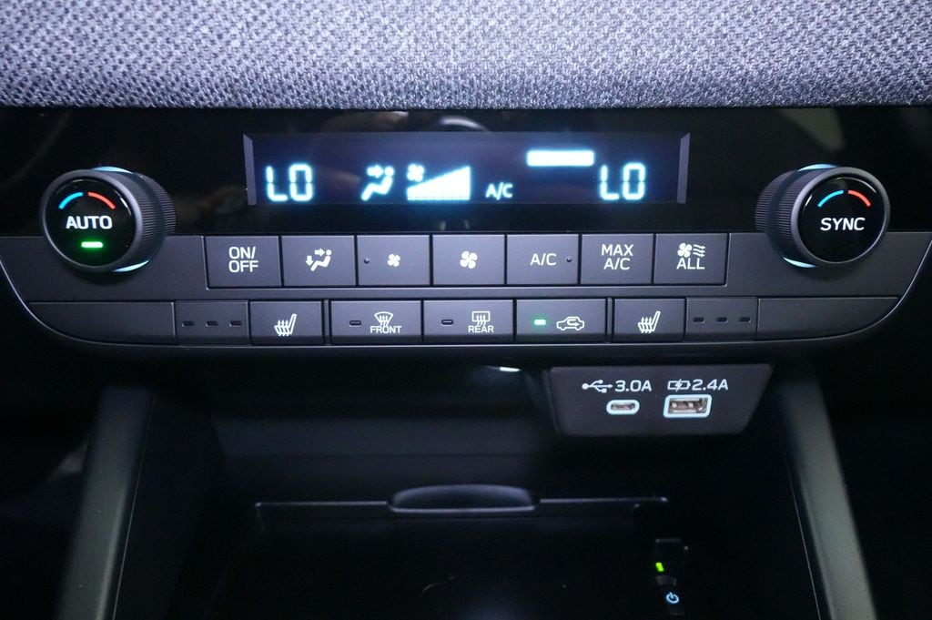 2026 Subaru Outback Premium - Photo 33
