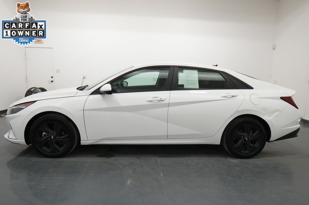 Used 2023 Hyundai Elantra HEV Blue Sedan