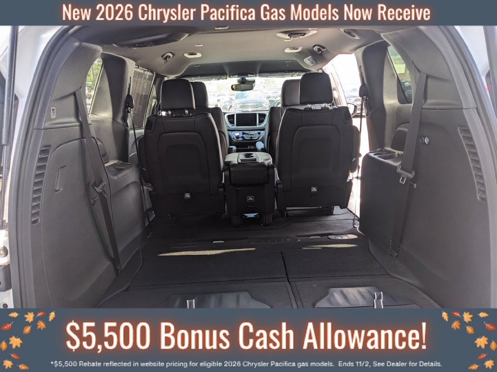 2026 Chrysler Pacifica Select - Photo 19