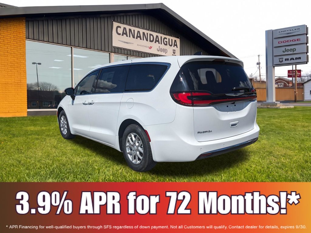 2026 Chrysler Pacifica Select - Photo 8