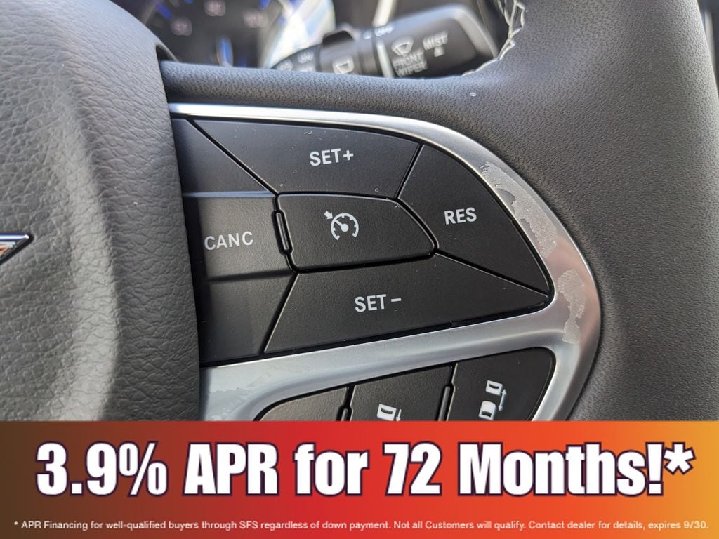 2026 Chrysler Pacifica Select - Photo 13