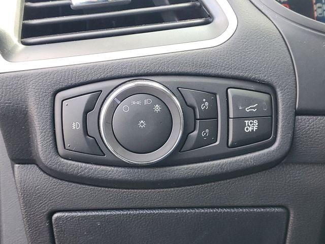 2024 Ford Edge SEL - Photo 17