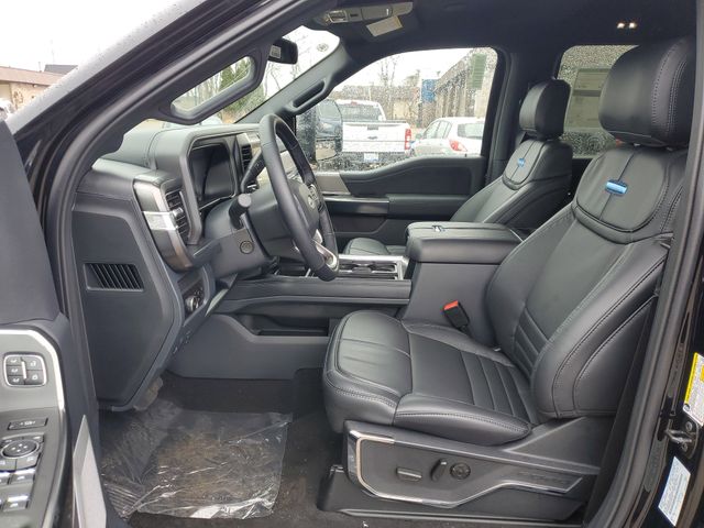 2026 Ford F-350 Super Duty Platinum - Photo 15