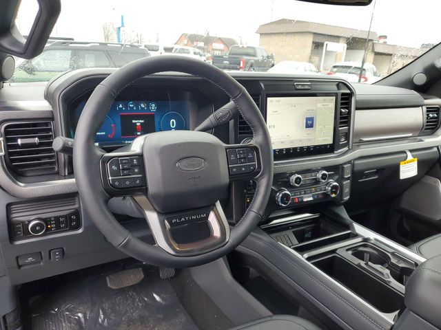 2026 Ford F-350 Super Duty Platinum - Photo 17