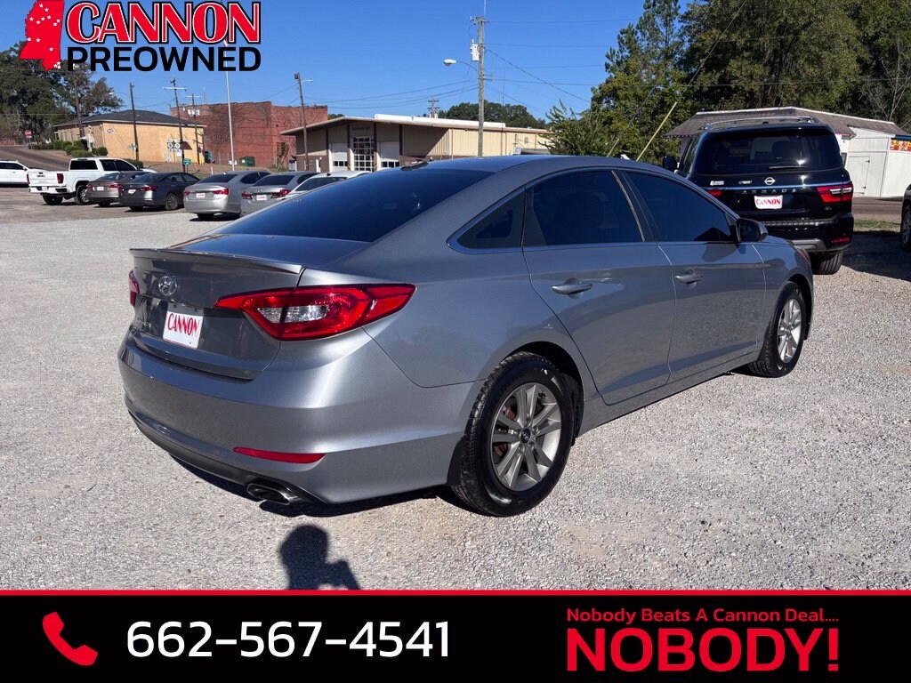 Used 2015 Hyundai Sonata SE Sedan