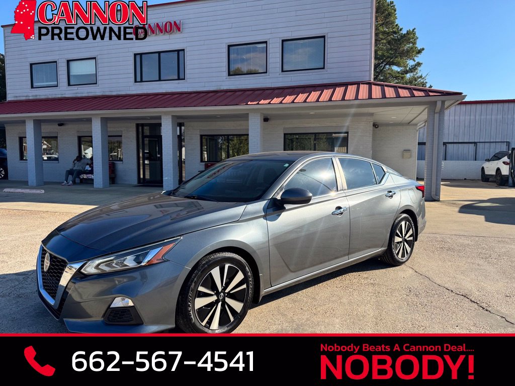 2022 Nissan Altima SV