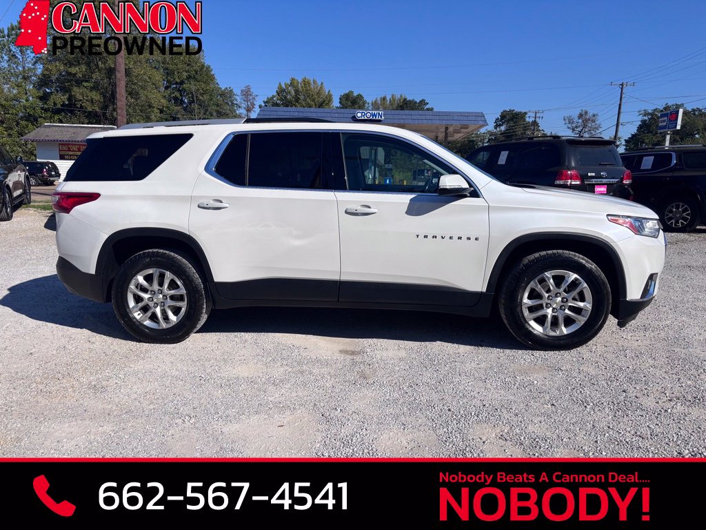 Used 2018 Chevrolet Traverse LT Cloth w/1LT SUV