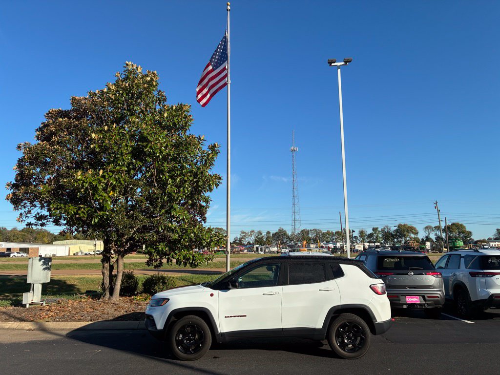 2023 Jeep Compass Trailhawk