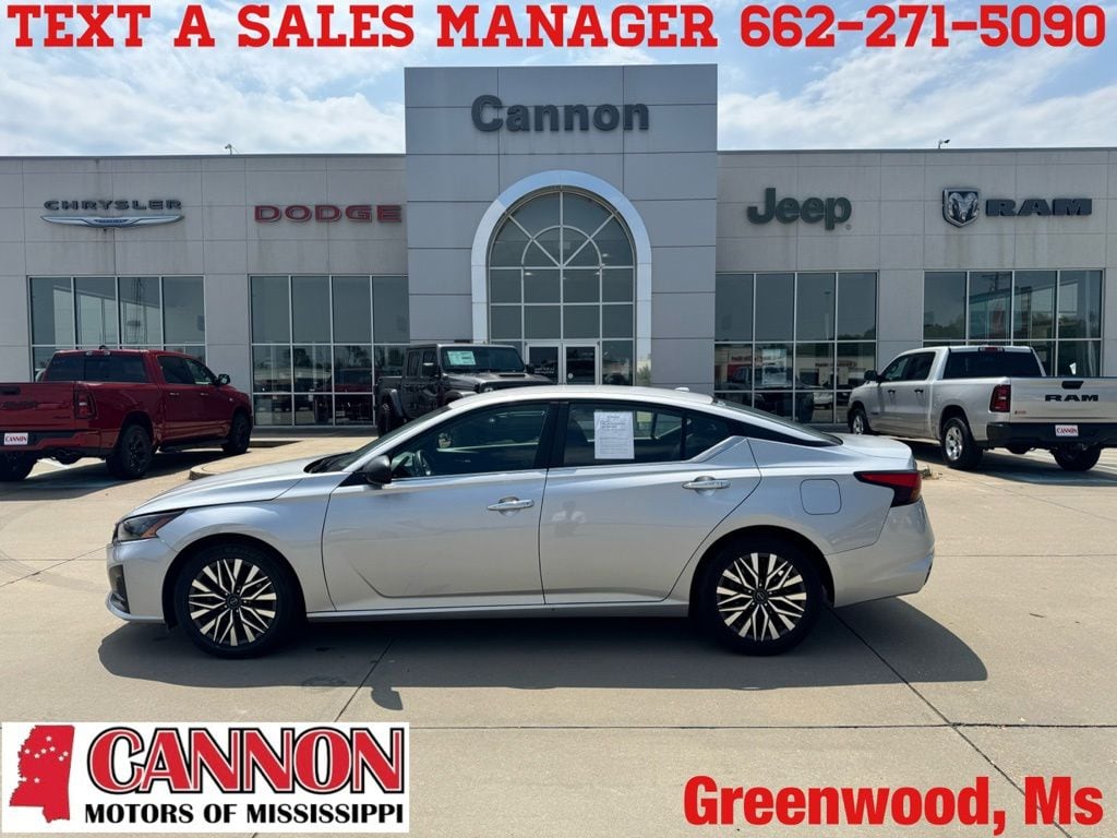 2024 Nissan Altima SV