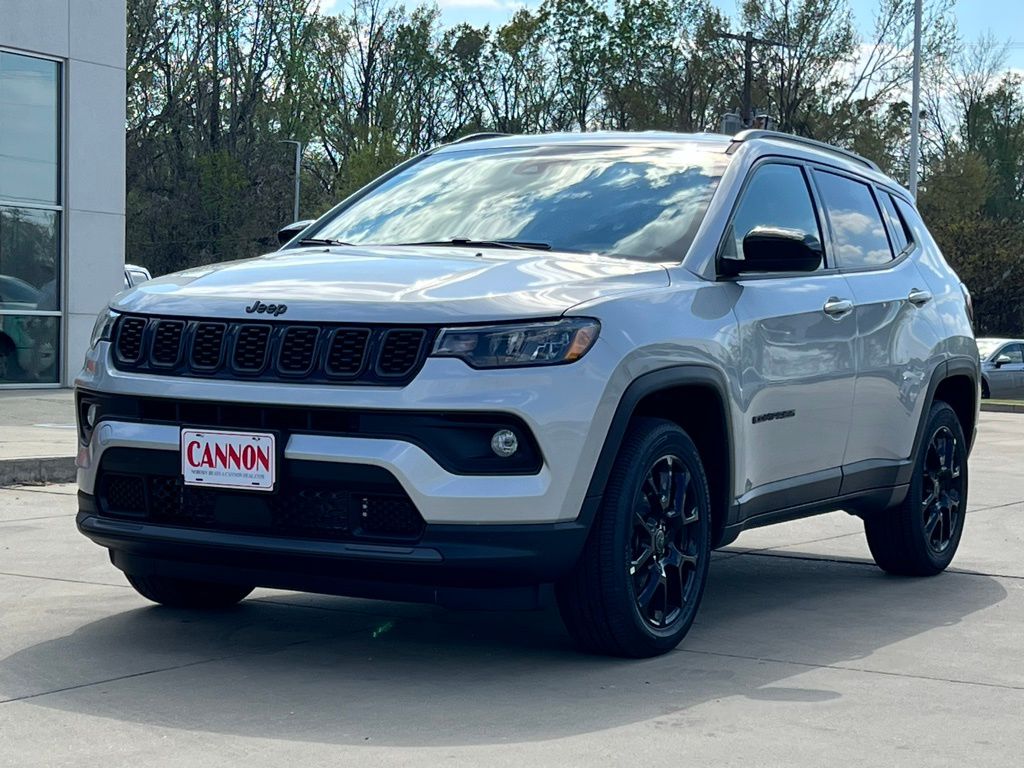 2026 Jeep Compass Latitude Altitude