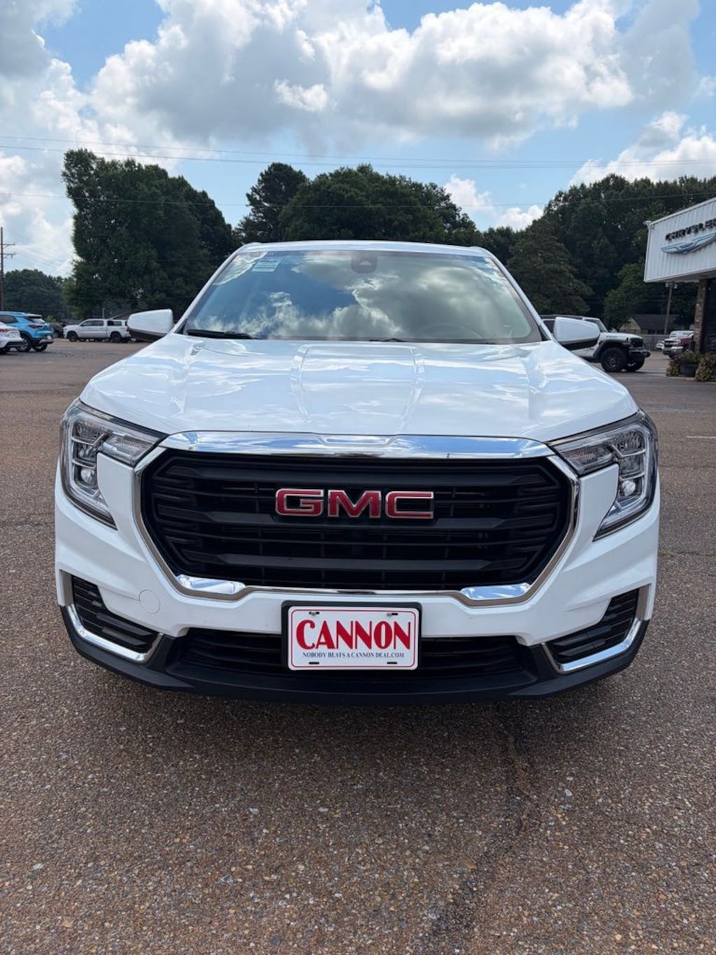 Used 2024 GMC Terrain SLE SUV