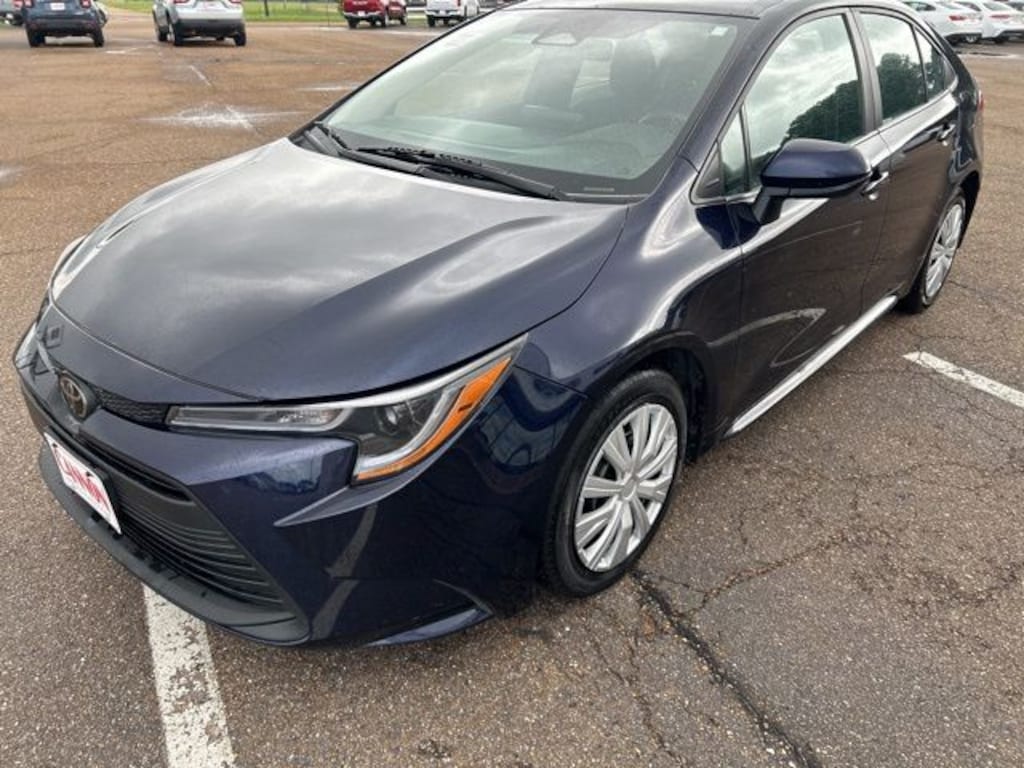 Used 2024 Toyota Corolla LE Sedan