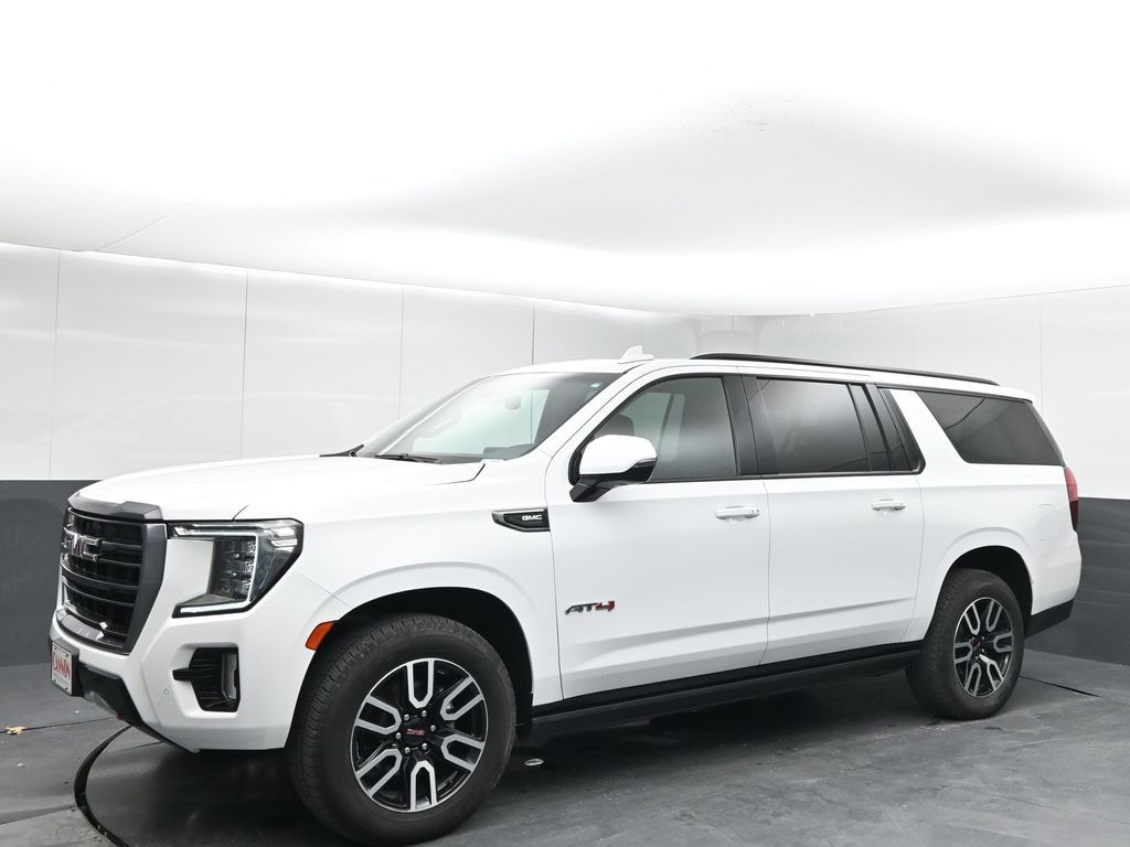 Used 2022 GMC Yukon XL AT4 SUV