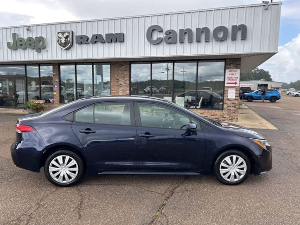 Used 2024 Toyota Corolla LE Sedan