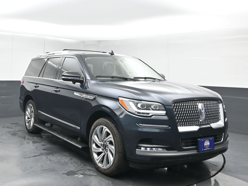 2024 Lincoln Navigator