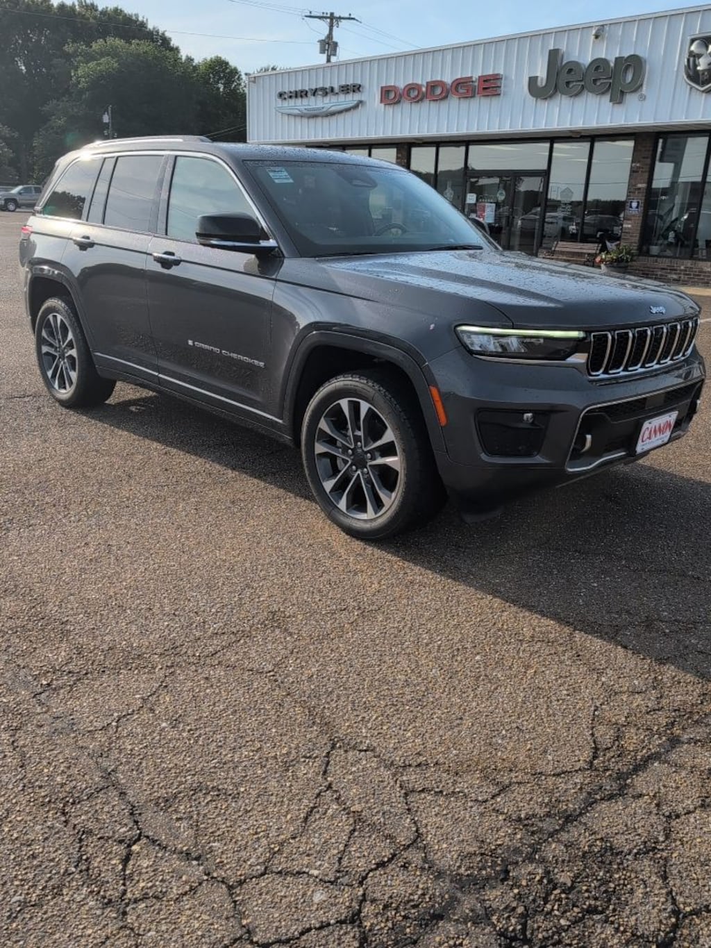 Used 2024 Jeep Grand Cherokee Overland SUV