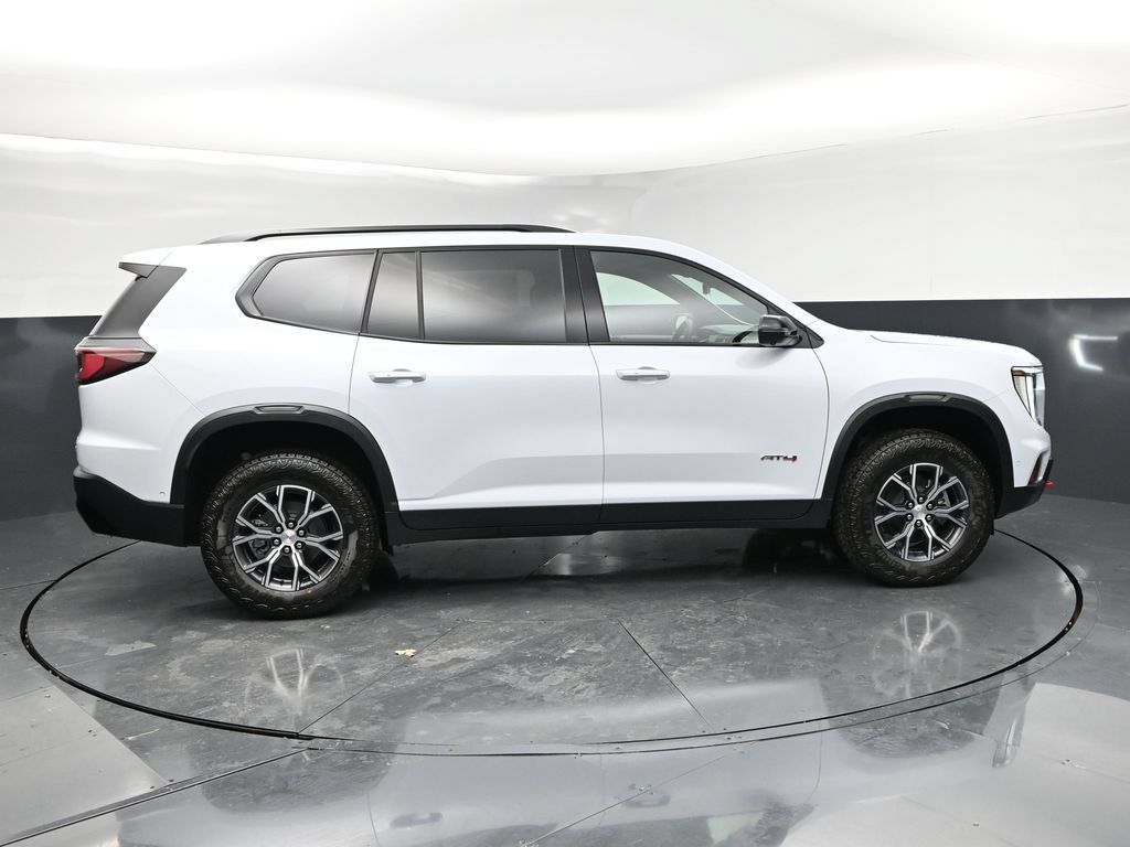 2026 GMC Acadia AT4 - Photo 8