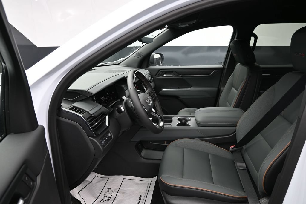2026 GMC Acadia AT4 - Photo 9