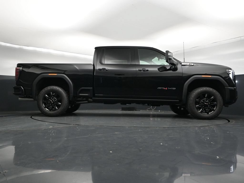2026 GMC Sierra 2500HD AT4 - Photo 33