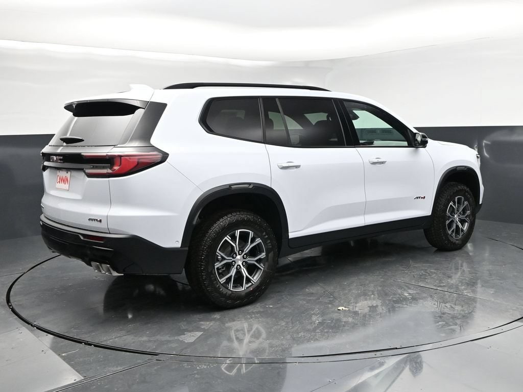 2026 GMC Acadia AT4 - Photo 7