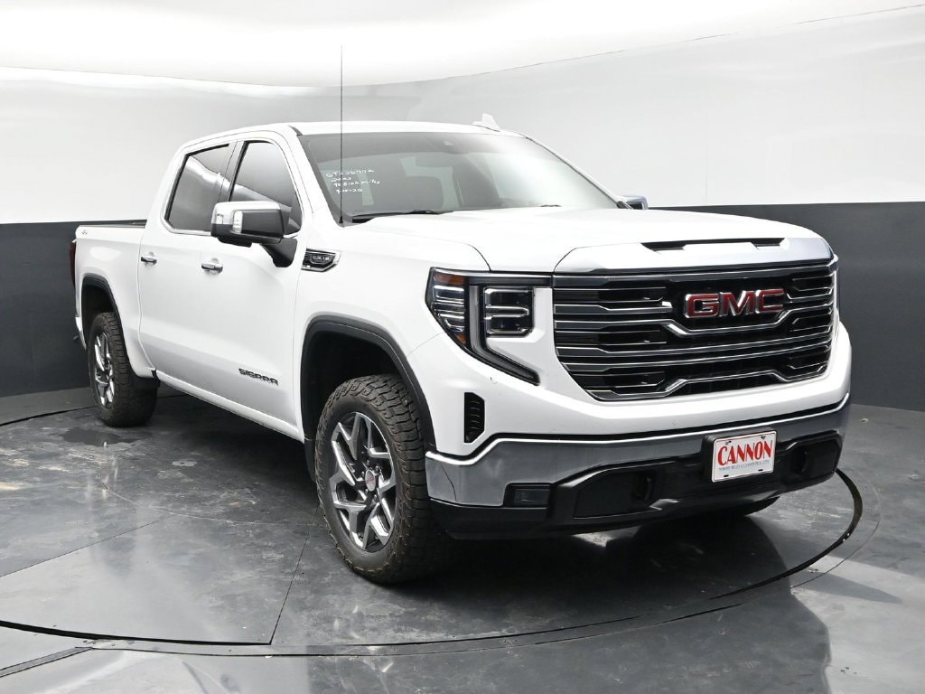 2022 GMC Sierra 1500 SLT