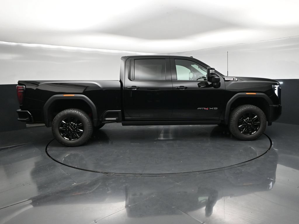 2026 GMC Sierra 2500HD AT4 - Photo 7
