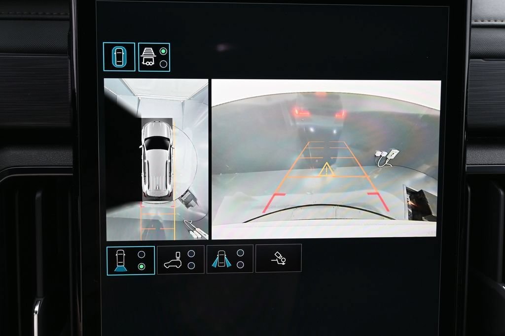 2026 GMC Acadia AT4 - Photo 14