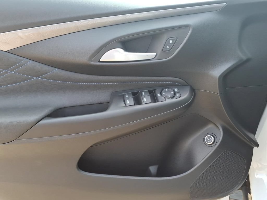 2026 Buick Envista Sport Touring - Photo 13