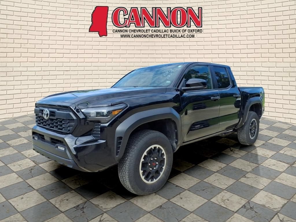 Used 2024 Toyota Tacoma 4WD SR5