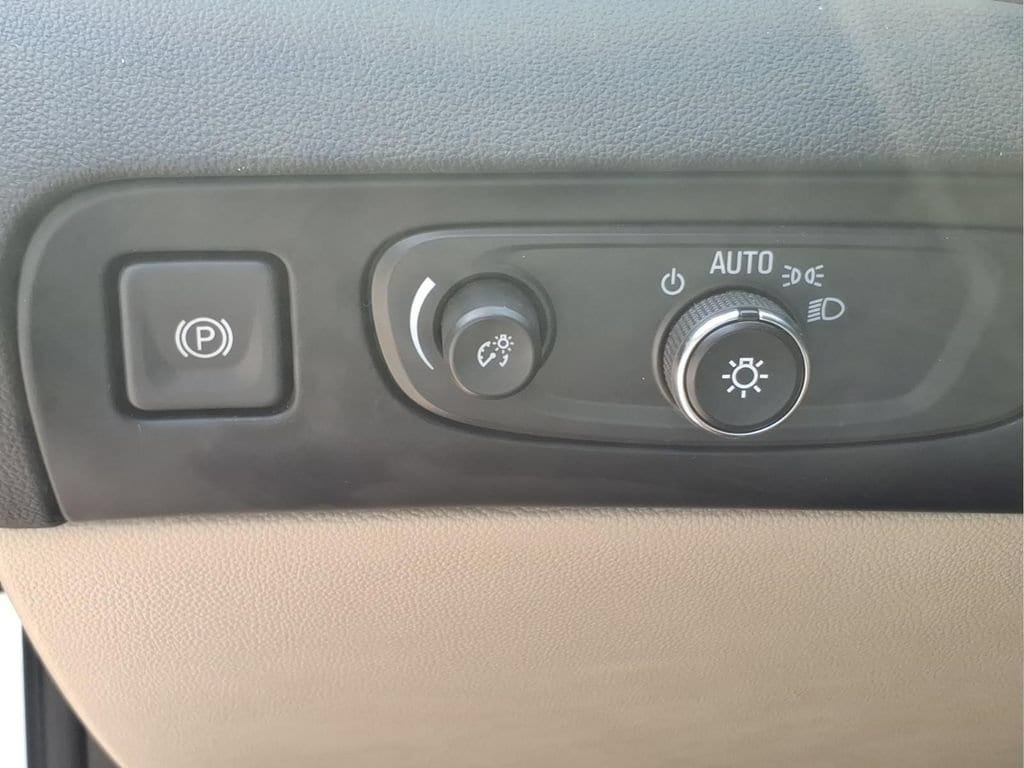 2021 Buick Enclave Premium - Photo 17