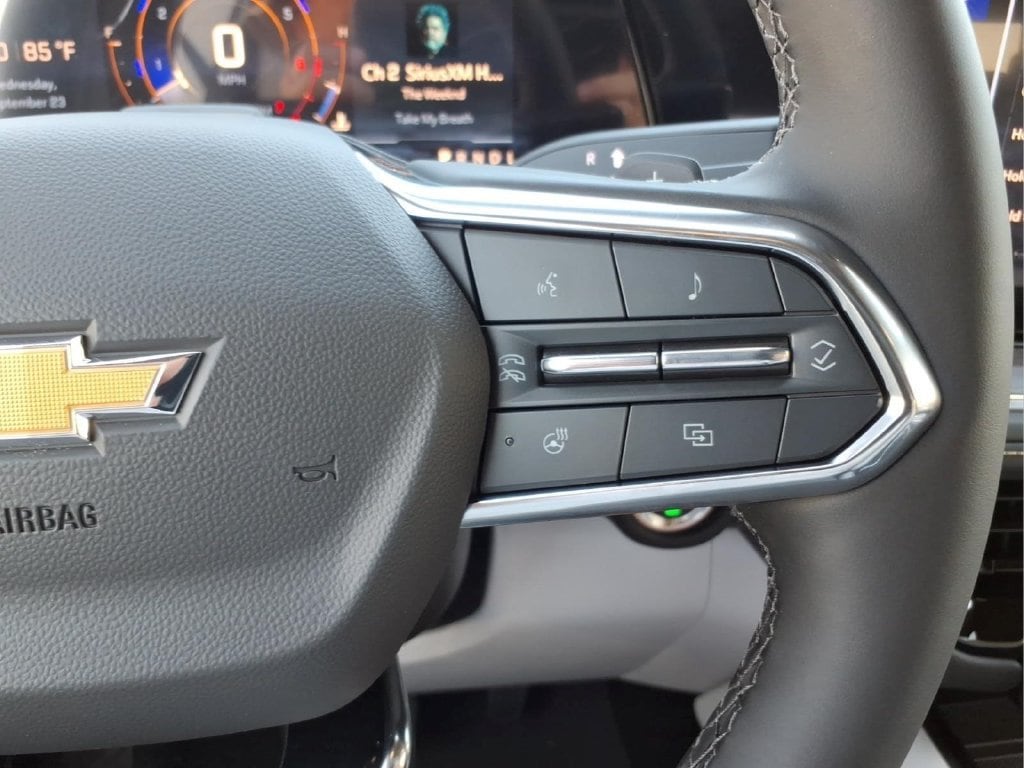 2027 Chevrolet Suburban Premier - Photo 21