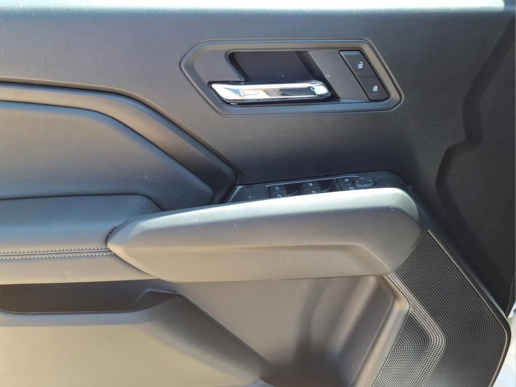 2026 Chevrolet Colorado LT - Photo 13