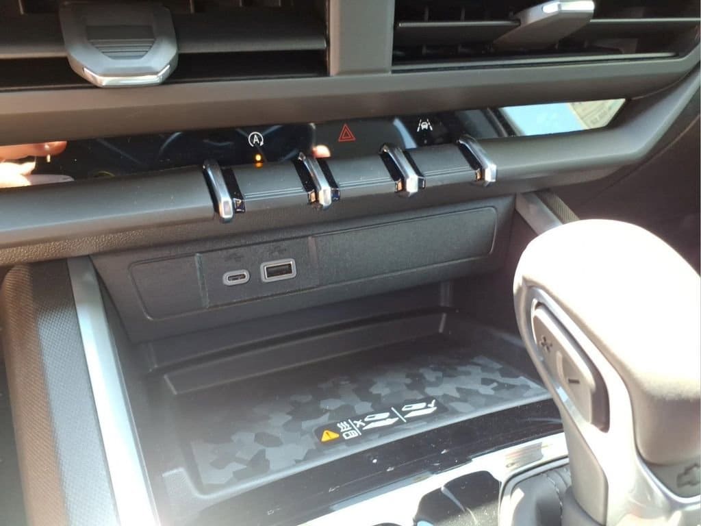 2026 Chevrolet Colorado LT - Photo 20