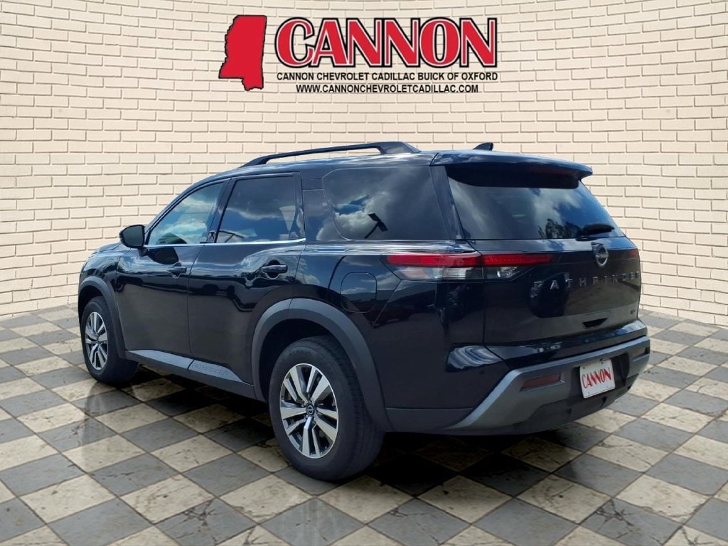 Used 2026 Nissan Pathfinder SL