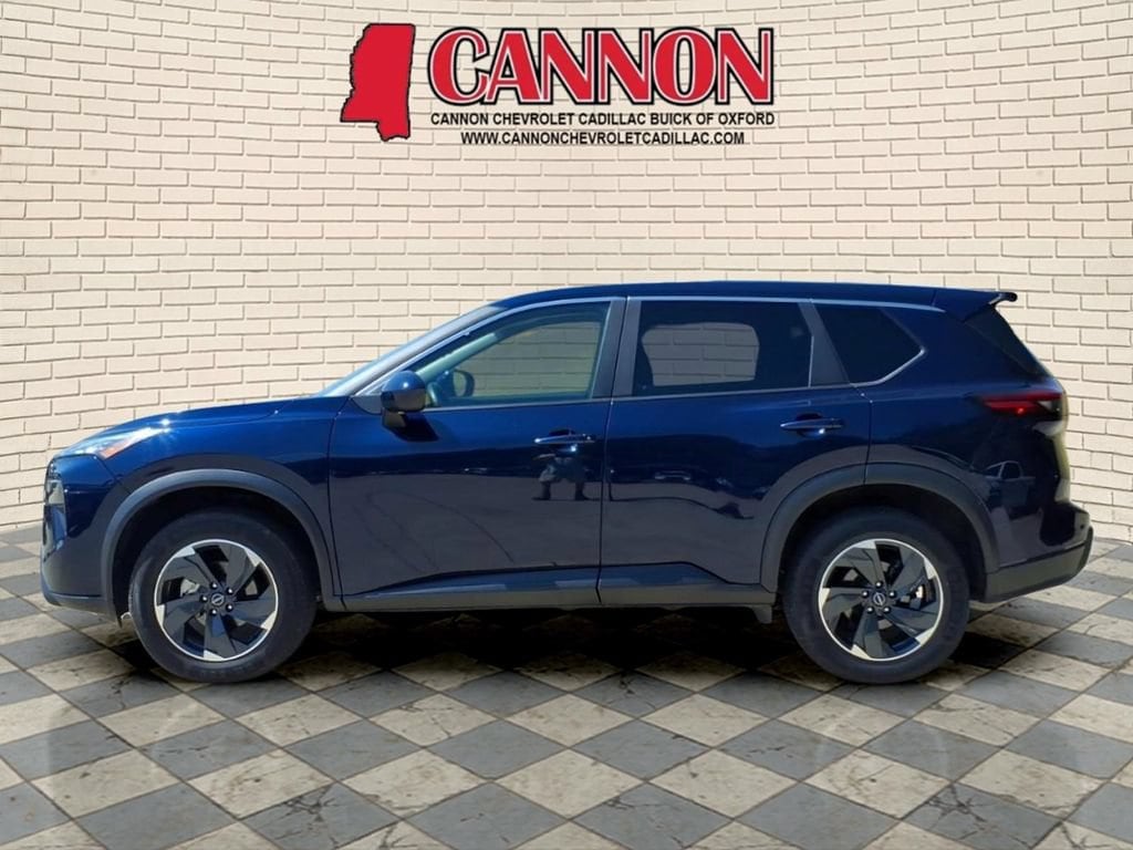 Used 2025 Nissan Rogue SV