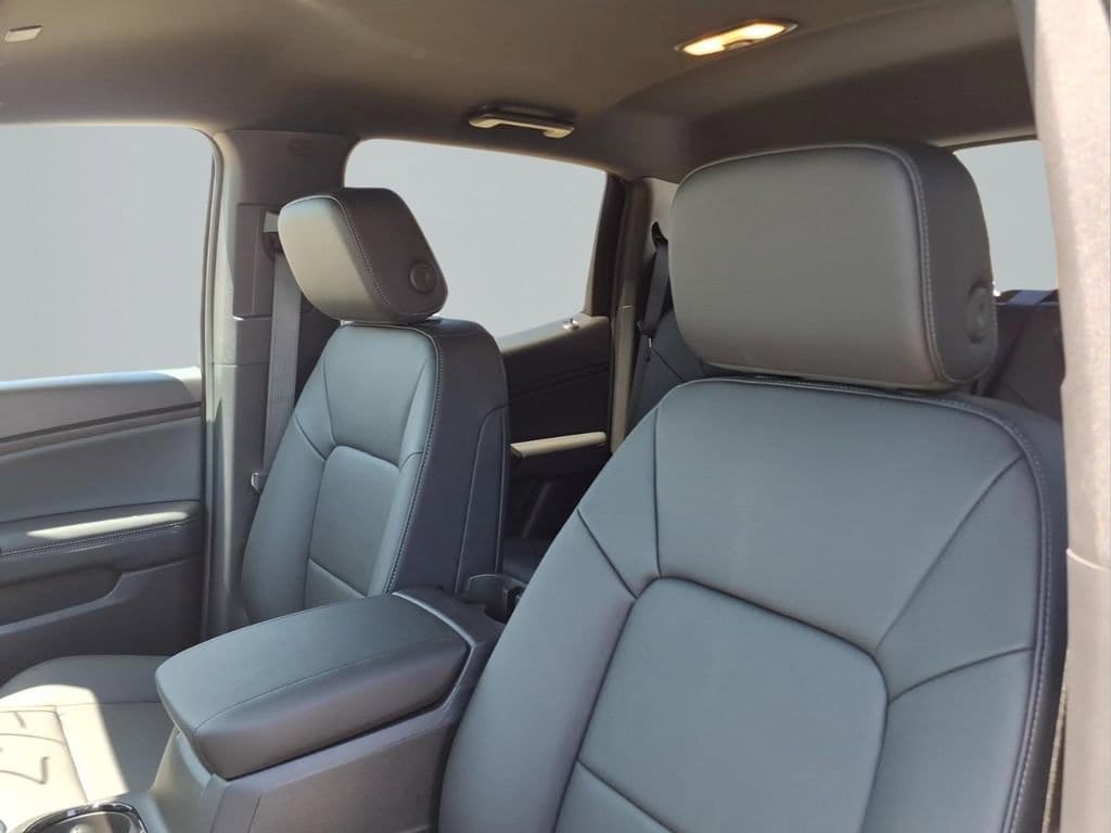 2026 Chevrolet Colorado LT - Photo 15