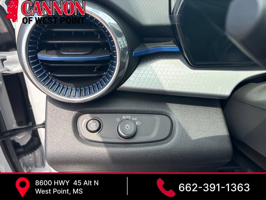 2026 Chevrolet Trax LT - Photo 13