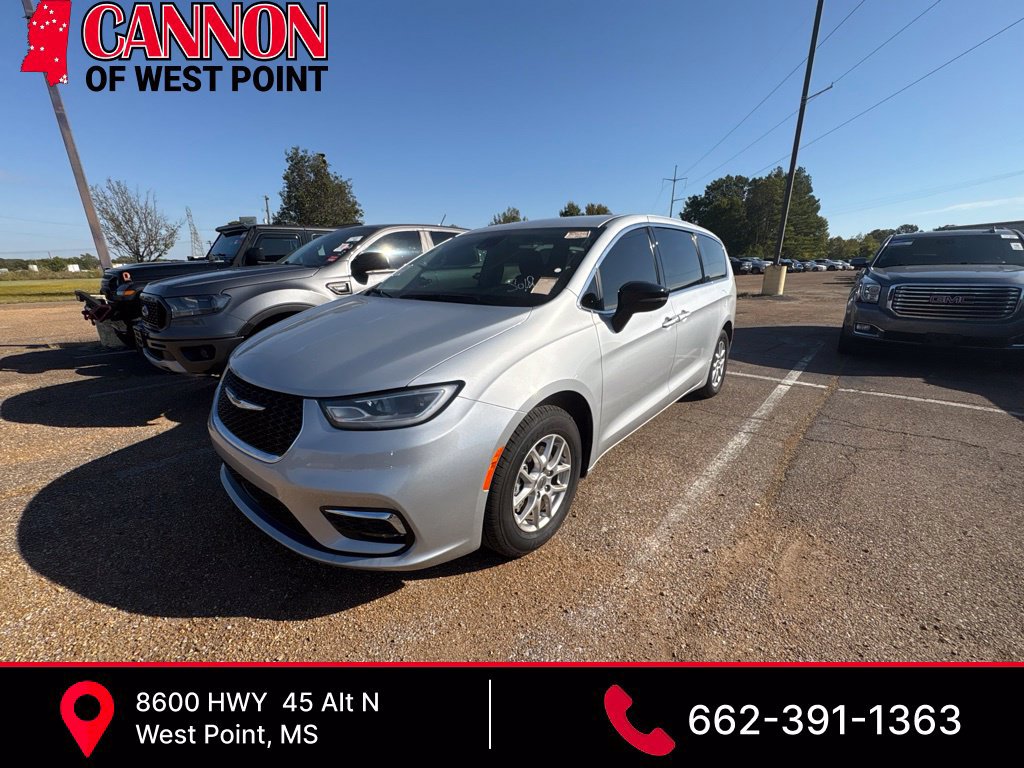 2024 Chrysler Pacifica Touring L