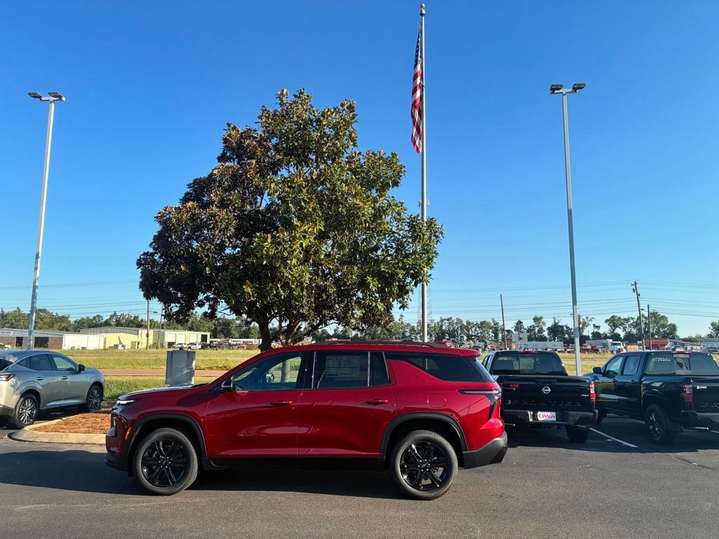 New 2027 Chevrolet Traverse LT SUV
