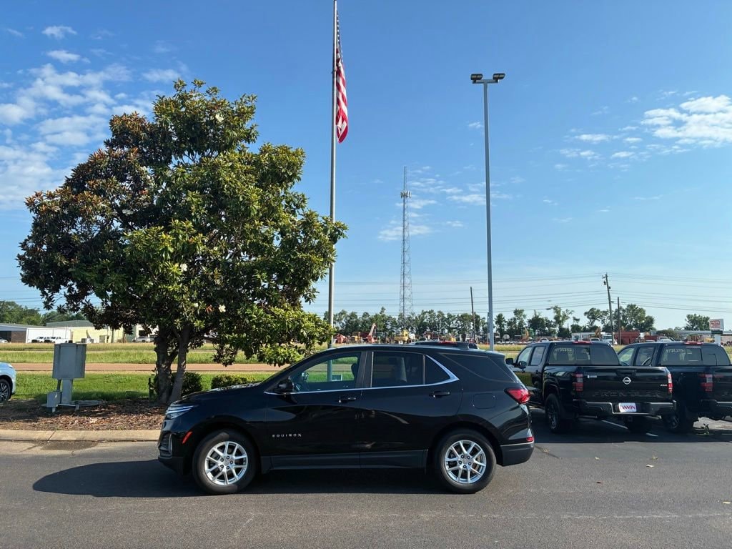 Used 2024 Chevrolet Equinox LT SUV