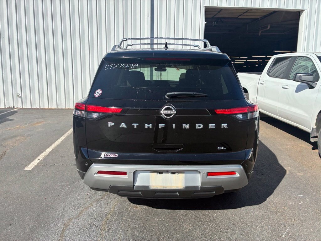 Used 2024 Nissan Pathfinder SL